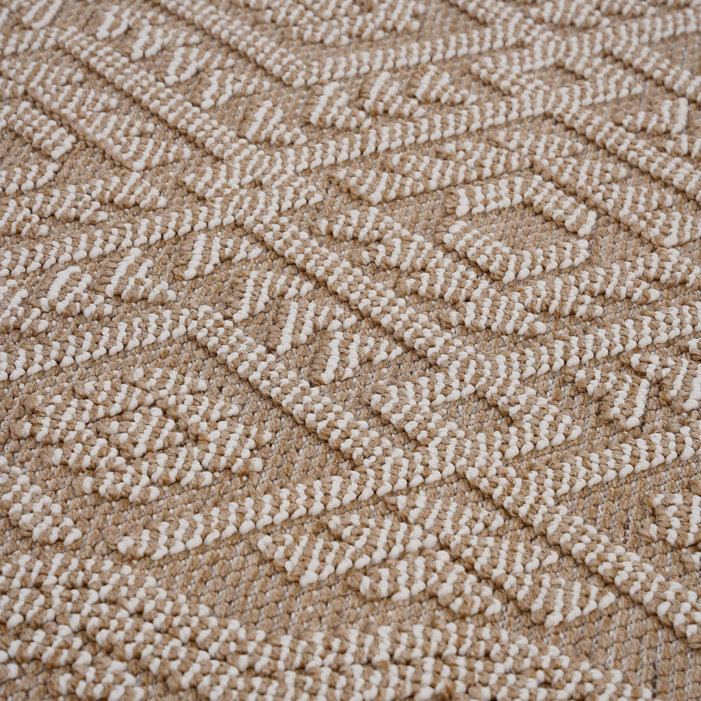 Guros - Traditional Indoor / Outdoor Area Rug