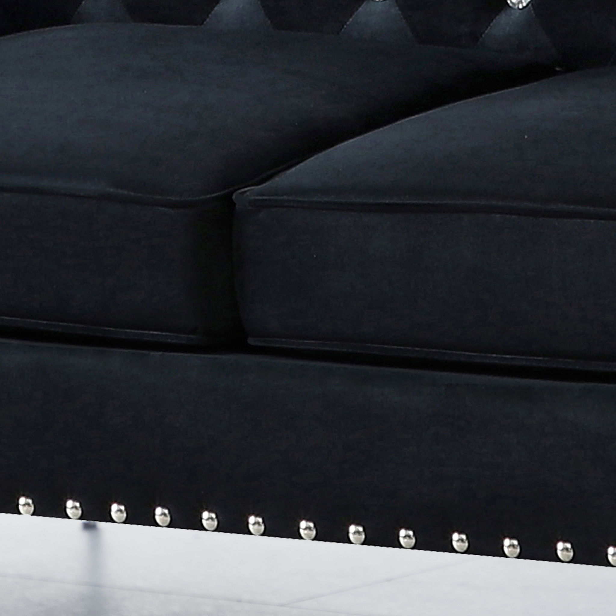 Wide Sofa With Jeweled Buttons Square Arm, 2 Pillows