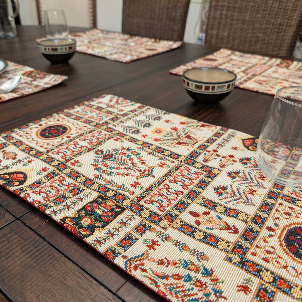 DaDalogy Bedding Set of 4-Pieces Light White Mughal Floral Botanical Cottage Fleur Tapestry Placemats 13” x 19” (18196)