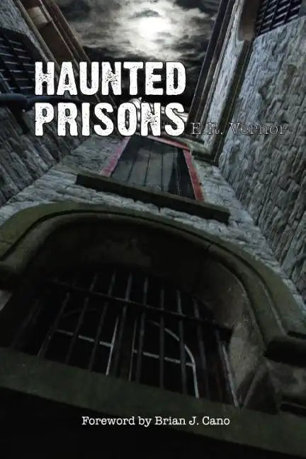 Haunted Prisons - Paperback