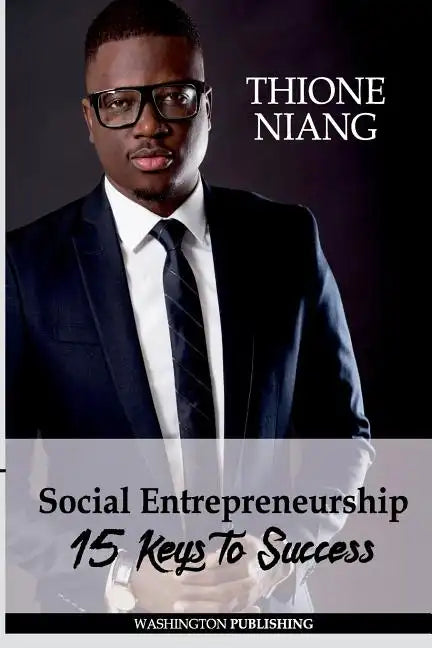 Social Entrepreneurship: 15 Keys To Success - Paperback