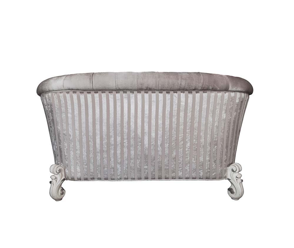Versailles - Loveseat With 5 Pillows